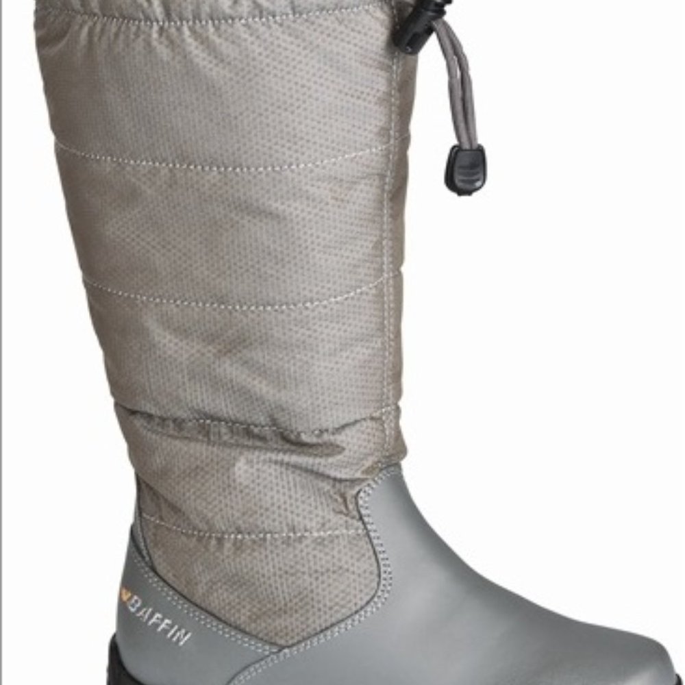 New Women's BAFFIN Boston snow boots